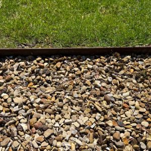 Steel edging with gravel